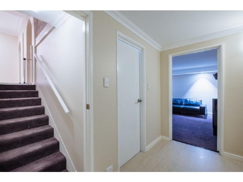 32 Sanderling Street, Stirling WA 6021