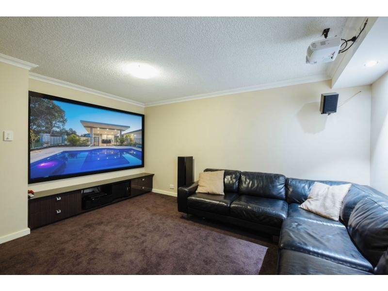 32 Sanderling Street, Stirling WA 6021