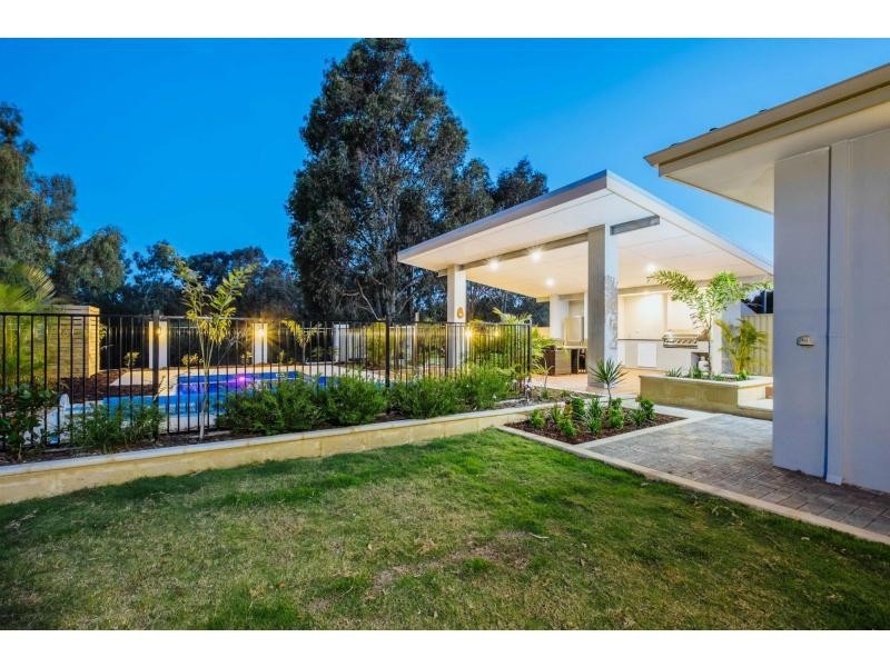 32 Sanderling Street, Stirling WA 6021