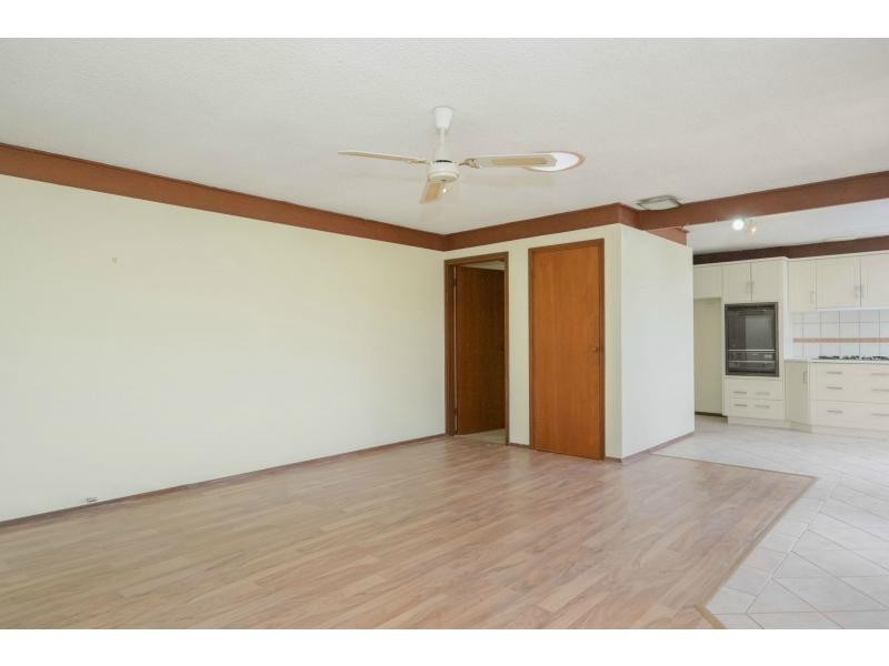 2 Hoxton Rise, Carine WA 6020