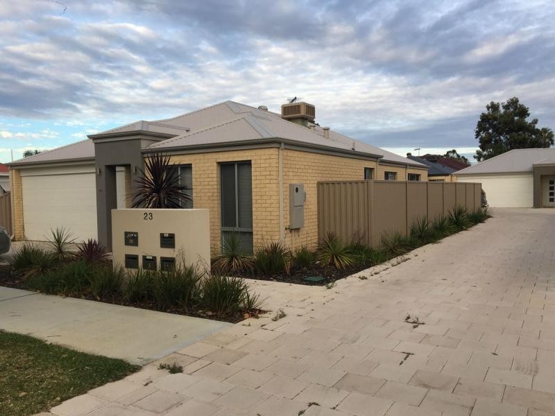 25 Mallard Way, Cannington WA 6107
