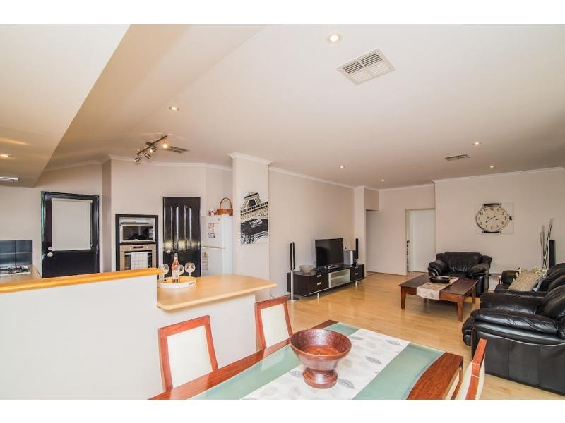 38 Gundaring Turn, Canning Vale WA 6155