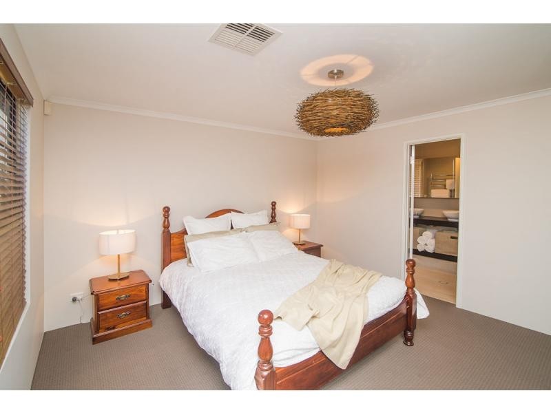 38 Gundaring Turn, Canning Vale WA 6155