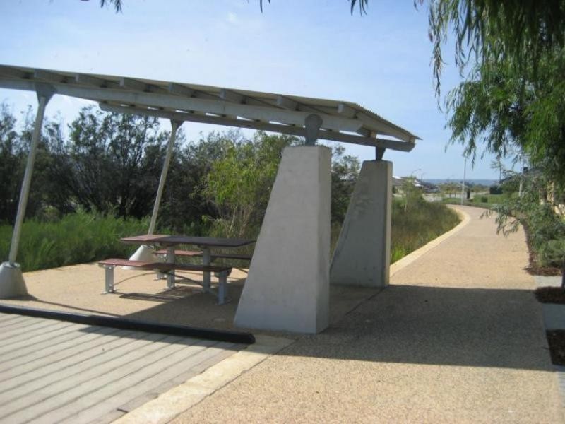 10 Eaton Lane, Southern River WA 6110