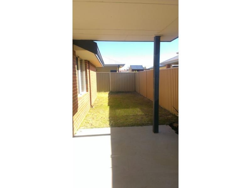 14 Batty Road, Byford WA 6122