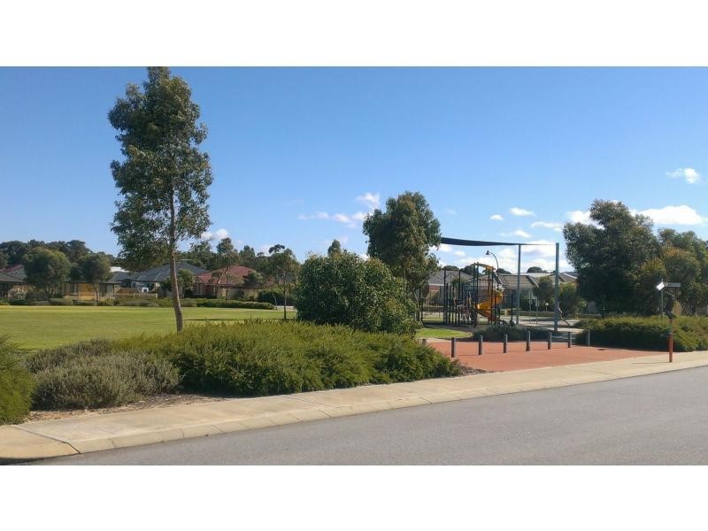 14 Batty Road, Byford WA 6122