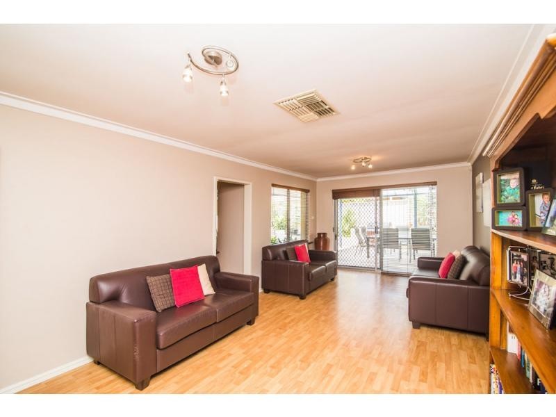 48 Smallman Crescent, Greenwood WA 6024