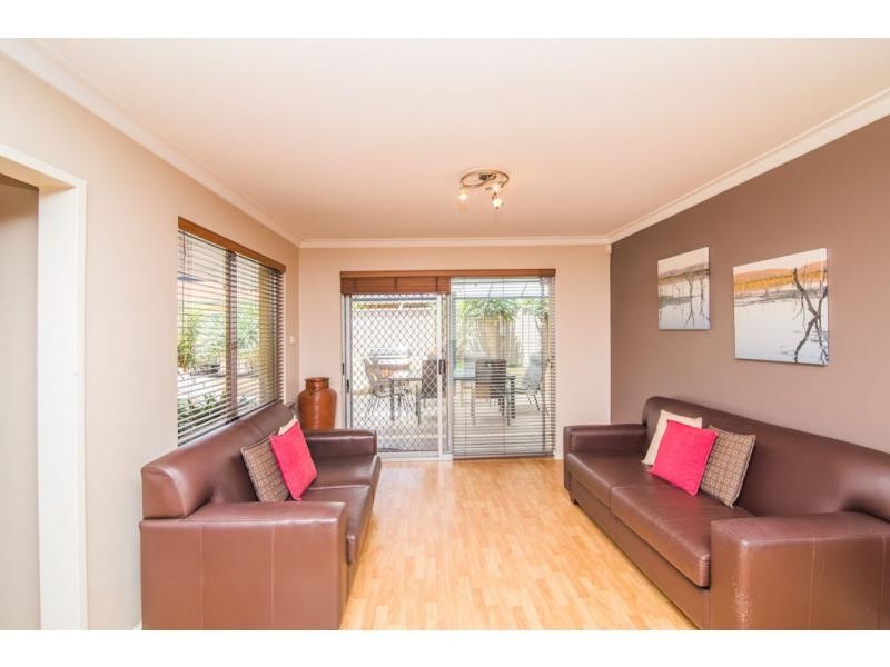 48 Smallman Crescent, Greenwood WA 6024