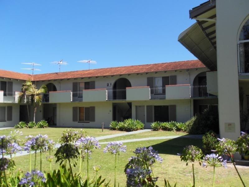 8/17 Richardson Street, South Perth WA 6151