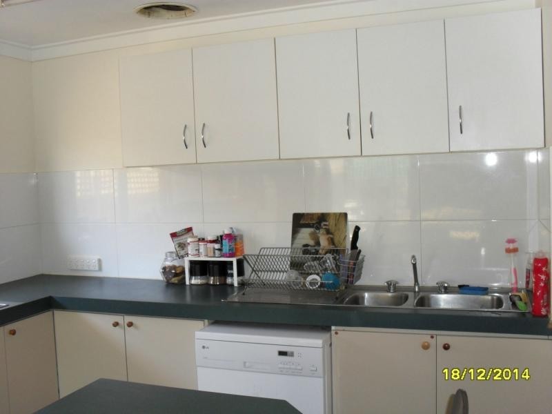 18 Willow Way, Maddington WA 6109