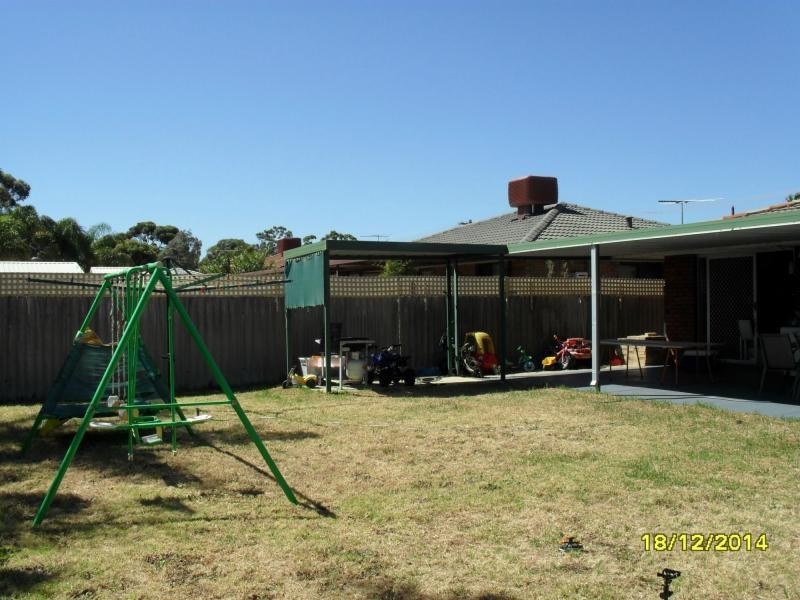 18 Willow Way, Maddington WA 6109