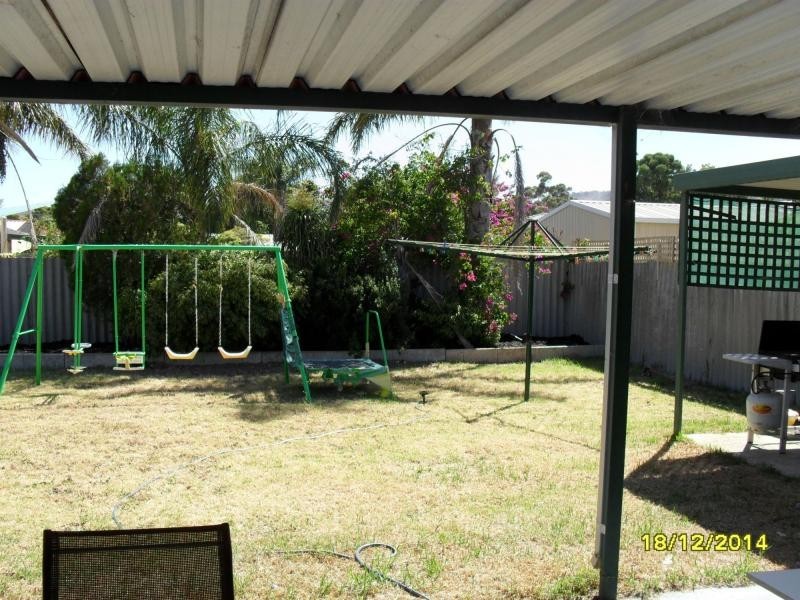 18 Willow Way, Maddington WA 6109