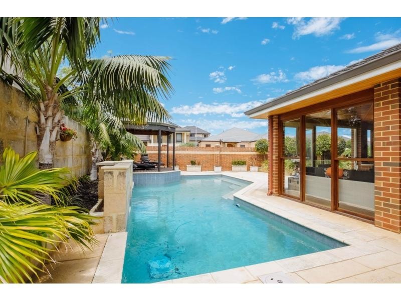 7 Madeira Turn, Hillarys WA 6025