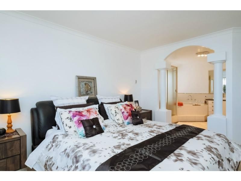 7 Madeira Turn, Hillarys WA 6025