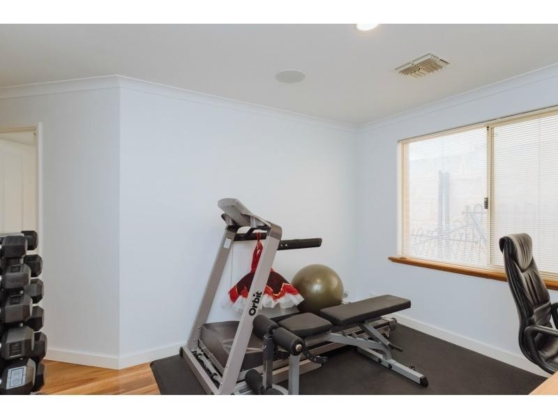 7 Madeira Turn, Hillarys WA 6025