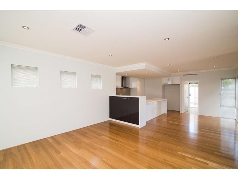 22 Saunders Street, Como WA 6152