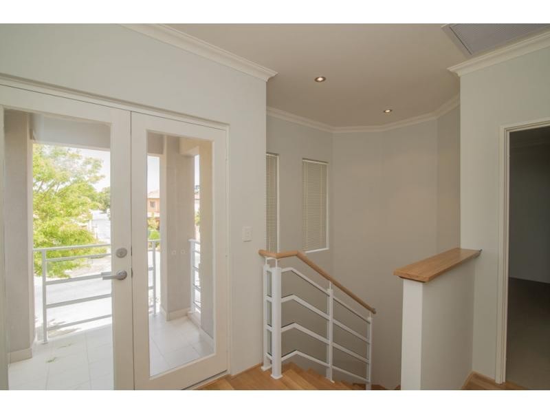 22 Saunders Street, Como WA 6152