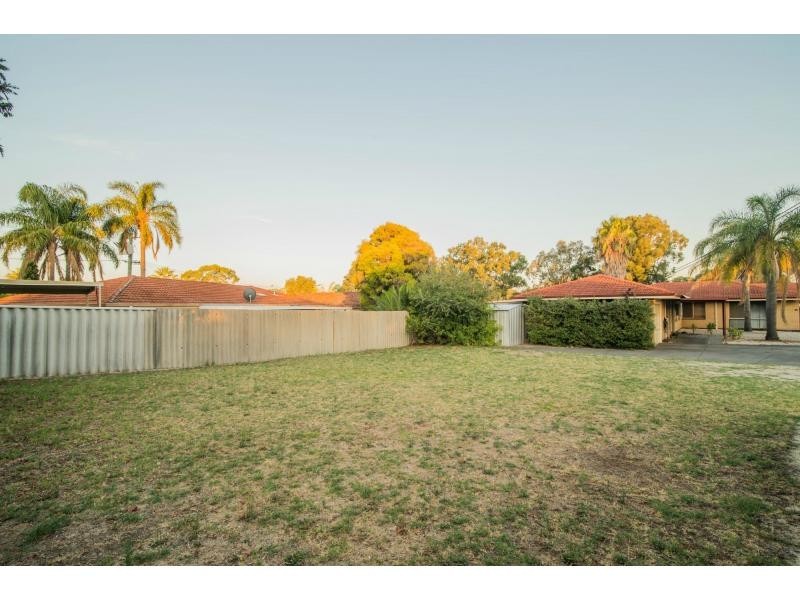 65A Glyndebourne Avenue, Thornlie WA 6108