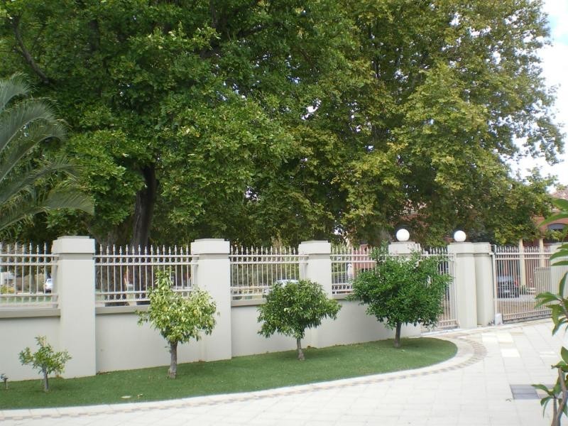 9 OMAGH Grove, Waterford WA 6152