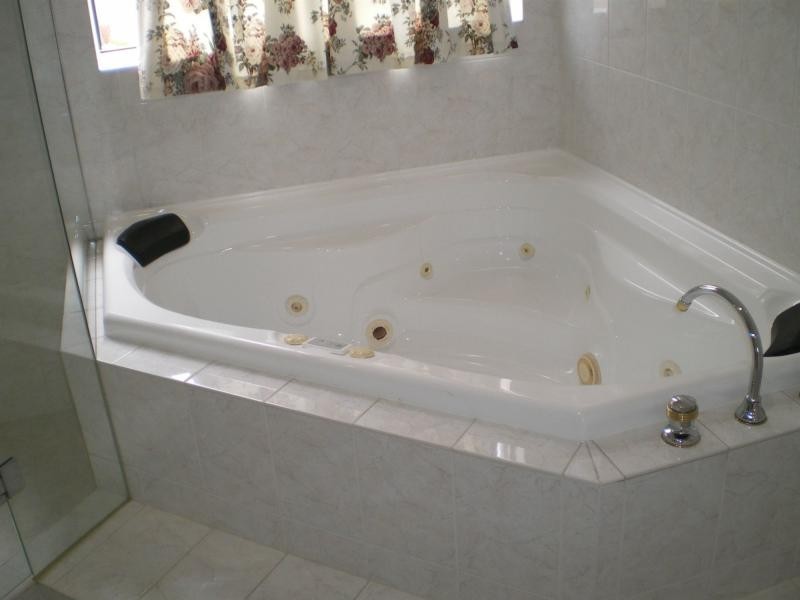 9 OMAGH Grove, Waterford WA 6152