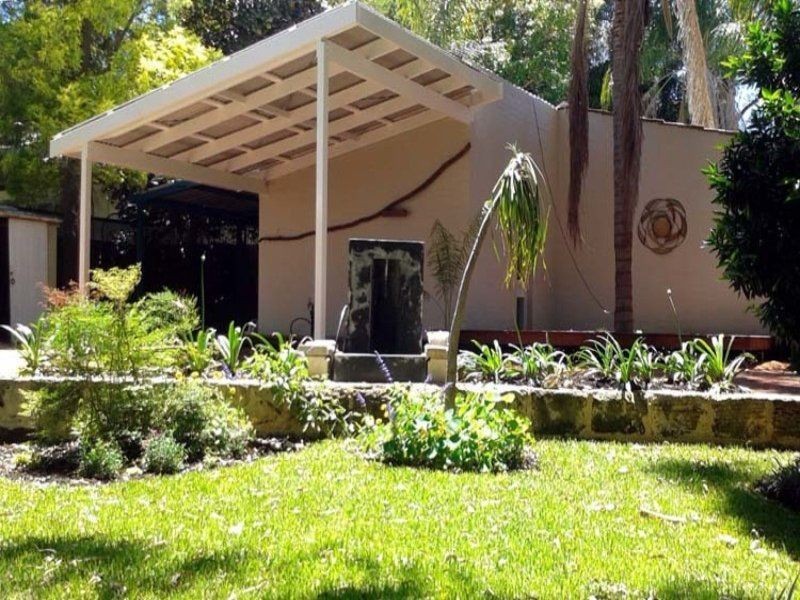 22 Stirling Close, Swan View WA 6056