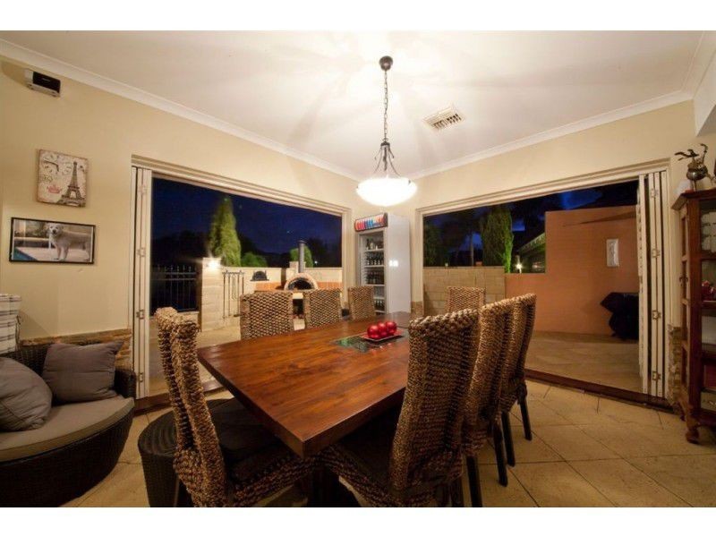 107 Glen Iris Drive, Jandakot WA 6164