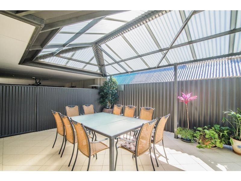 4 Whittington Avenue, Carine WA 6020