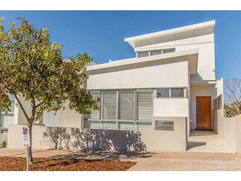 7 Balandi Way, City Beach WA 6015