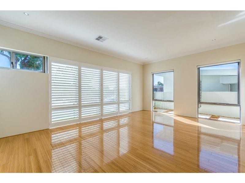 7 Balandi Way, City Beach WA 6015