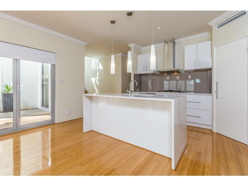 7 Balandi Way, City Beach WA 6015