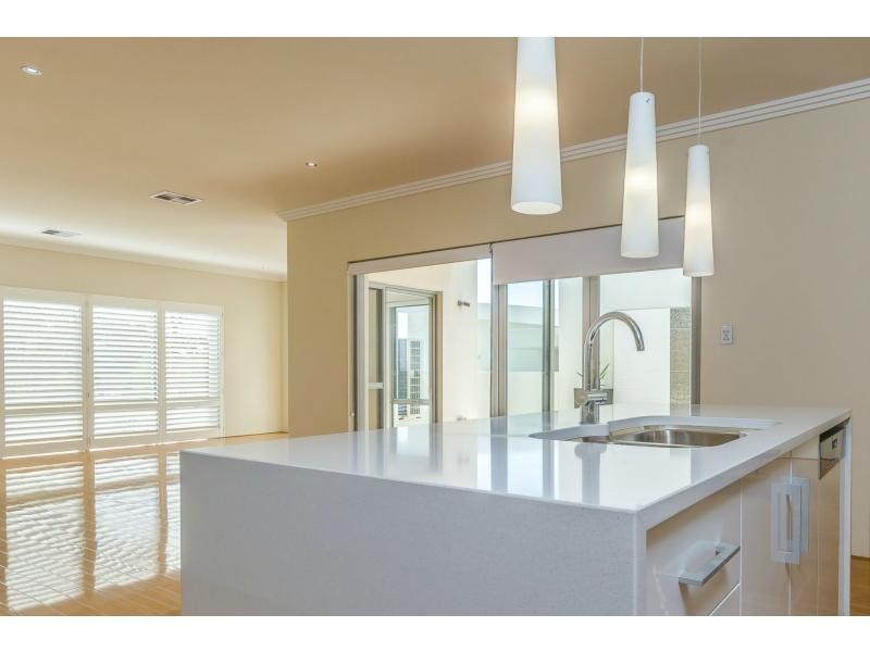 7 Balandi Way, City Beach WA 6015