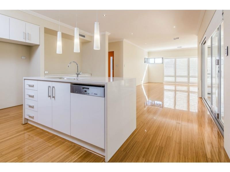 7 Balandi Way, City Beach WA 6015