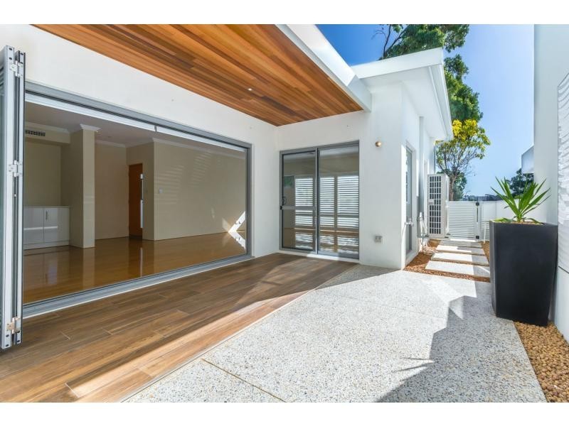 7 Balandi Way, City Beach WA 6015
