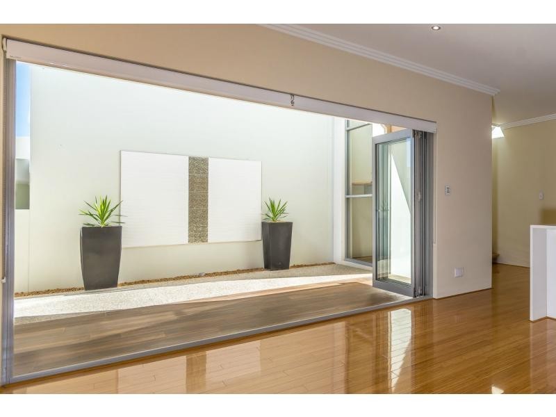 7 Balandi Way, City Beach WA 6015