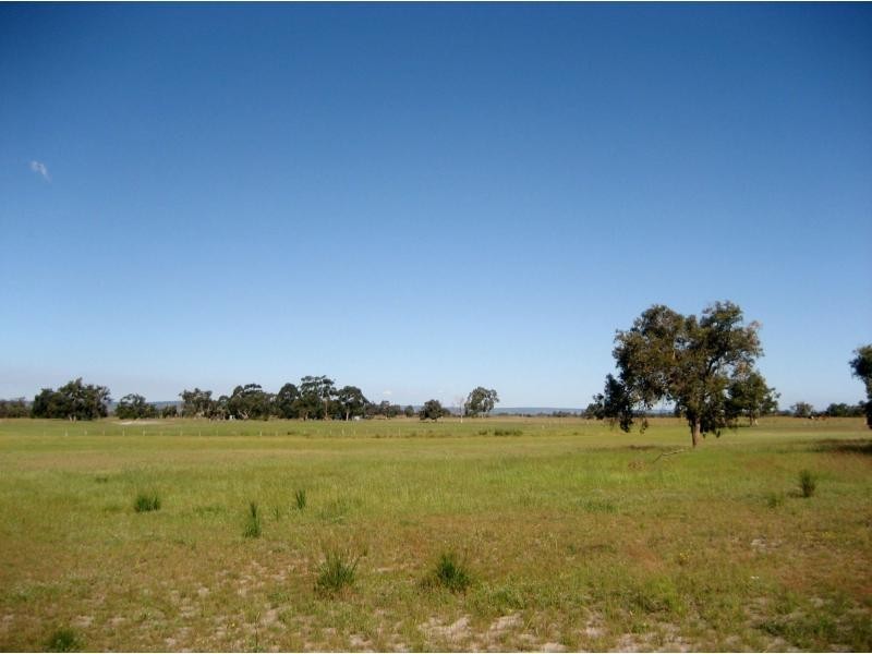 318 Old West Road, Bullsbrook WA 6084