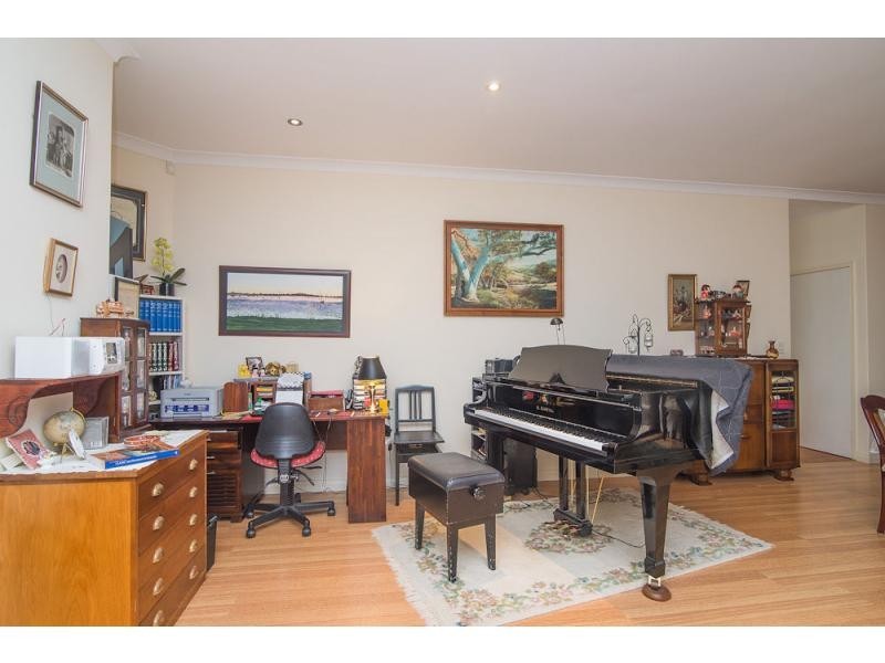 15B Simpson Street, Applecross WA 6153