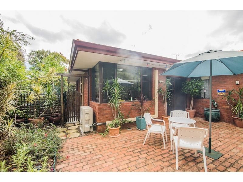 15B Simpson Street, Applecross WA 6153