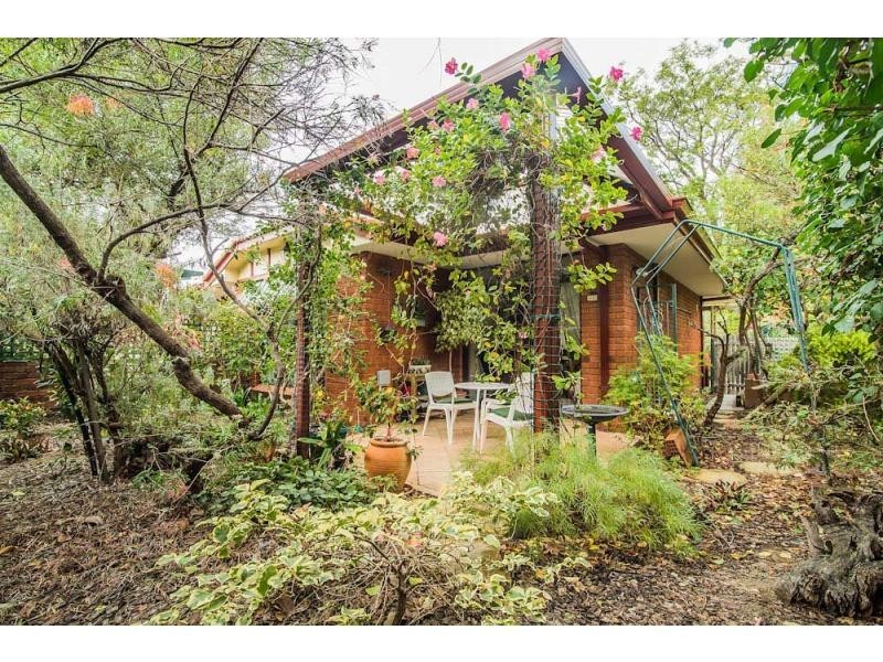 15B Simpson Street, Applecross WA 6153