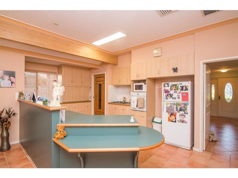 24 Ansellia Loop, Canning Vale WA 6155