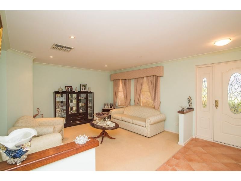 24 Ansellia Loop, Canning Vale WA 6155