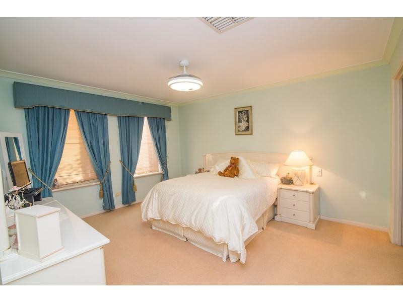 24 Ansellia Loop, Canning Vale WA 6155