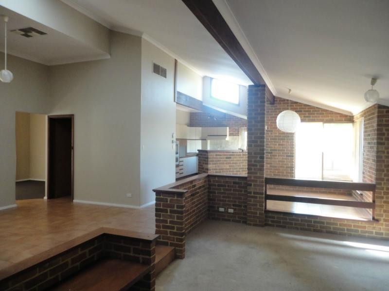 7 Corrigin Street, Southern River WA 6110