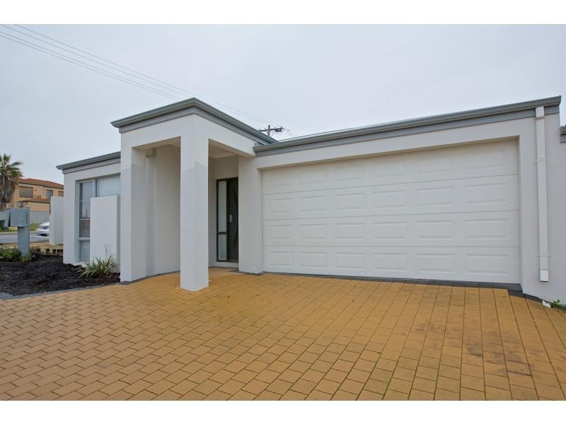 Unit 7/174 Flinders Street, Stirling, Yokine WA 6060