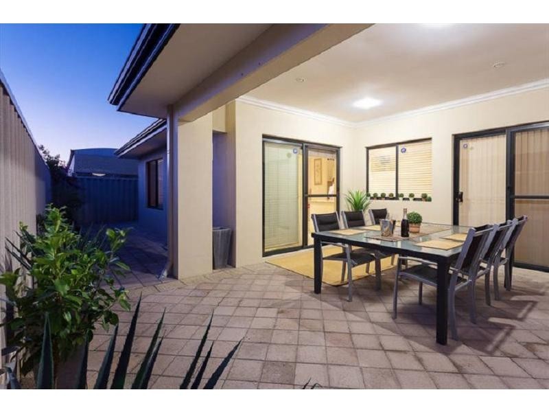 9 Dorchester Turn, Canning Vale WA 6155