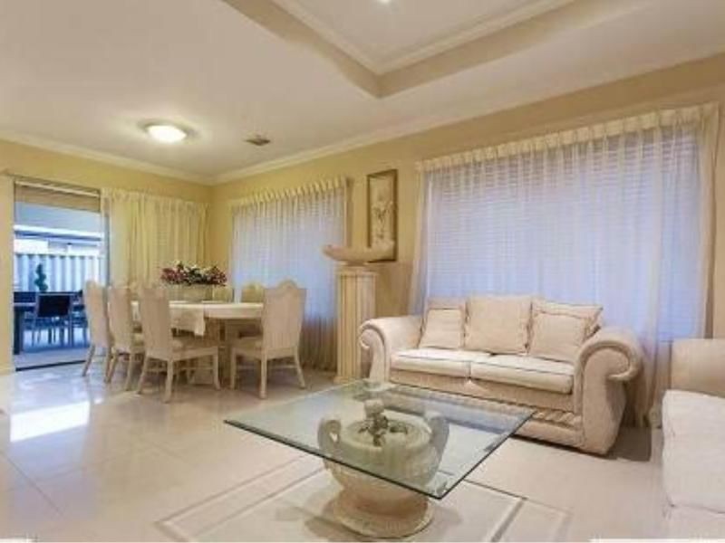 9 Dorchester Turn, Canning Vale WA 6155