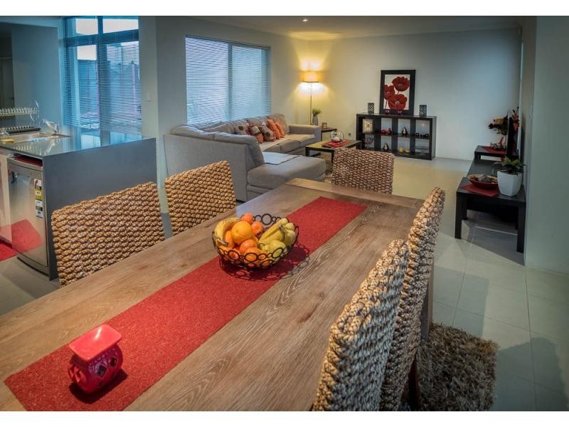 8 Weebill Way, Southern River WA 6110