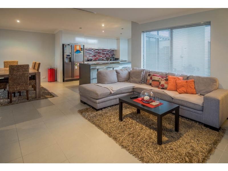 8 Weebill Way, Southern River WA 6110