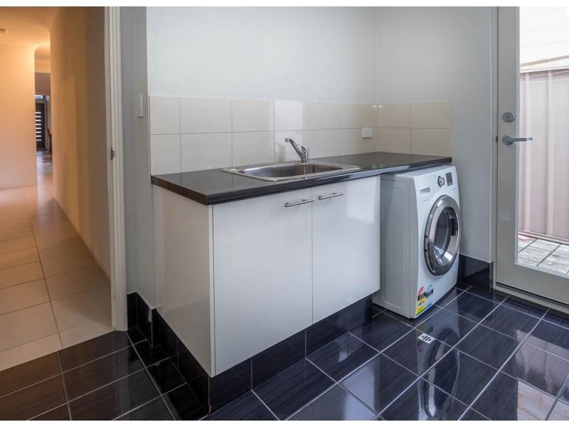 8 Weebill Way, Southern River WA 6110