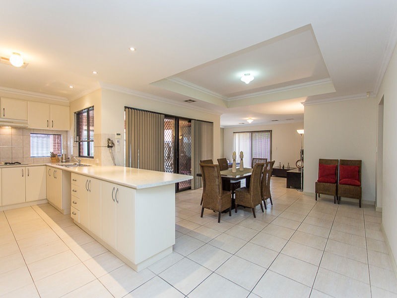 20 Tarradee Circuit, Thornlie WA 6108