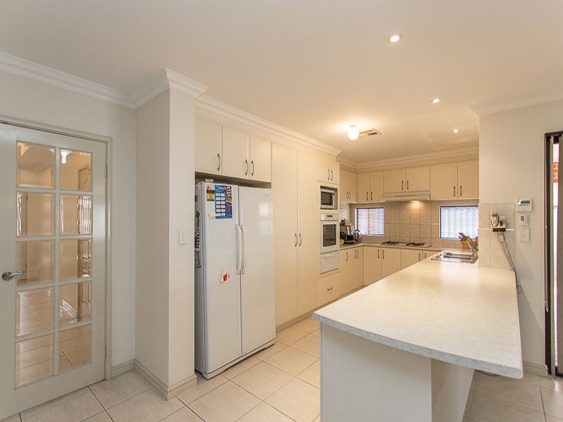20 Tarradee Circuit, Thornlie WA 6108